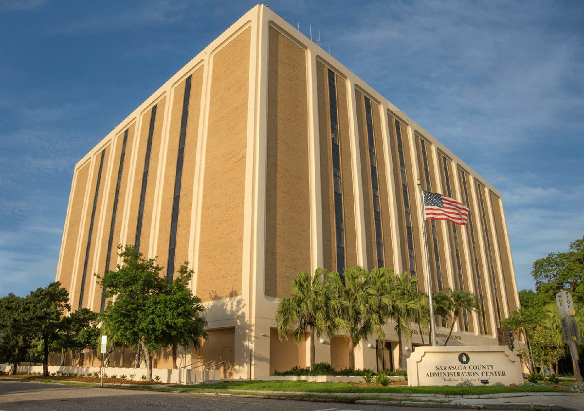 Skeptical Mayor Comes Around, Laurel Park Stays Home and Benderson Wins Downtown Core Zoning 5-0 - Longboat Key News